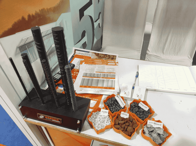 Students analyzing construction models in lab – btech-civil-engineering